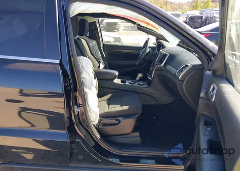 2019 Jeep Grand Cherokee Laredo 4X4 z USA, uszkodzony, nr VIN 1C4RJFAG6KC683925